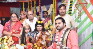 कथा व्यास पंडित श्रीकृष्णा जी महाराज ने किया मनु महाराज की तीन कन्याओं के चरित्र का वर्णन