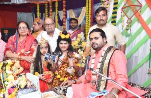 कथा व्यास पंडित श्रीकृष्णा जी महाराज ने किया मनु महाराज की तीन कन्याओं के चरित्र का वर्णन