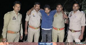 पुलिस मुठभेड़ में तीन शातिर बदमाश गिरफ्तार