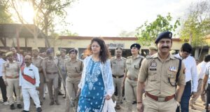 डीएम-एसपी की मौजूदगी में पुलिस एवं प्रशासनिक टीमों ने किया मॉक ड्रिल