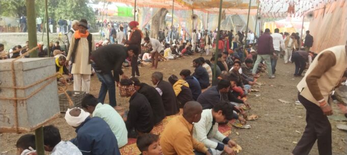 श्रीमद्भागवत कथा के भंडारे में हजारों लोगों ने पाया प्रसाद