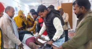 सड़क दुर्घटना में बाइकों में सवार चार लोग घायल