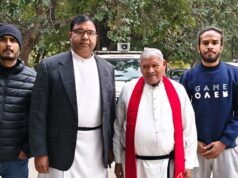 मसीही समाज ने डीएम को पत्र देकर की पालिका द्वारा कराए जा रहे निर्माण कार्य में रोक की माँग